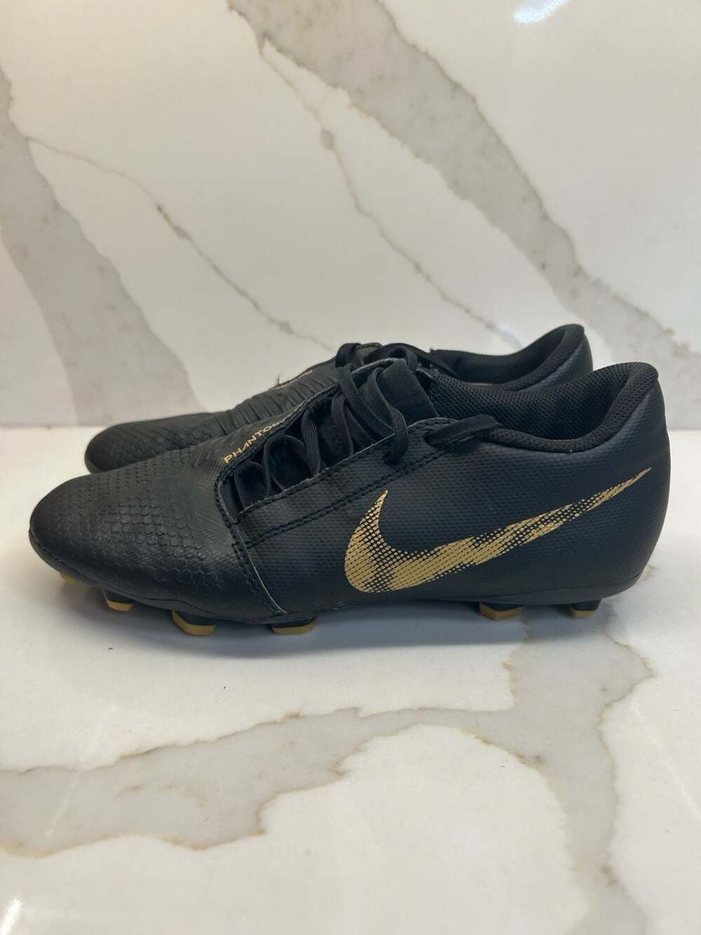 Nike Phantom Soccer Cleats Black Gold (Size: 6.5)